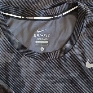 Nike Dri-FIT Men's Gray Running Tee